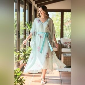 Cococabaña Kimono Floral Robe